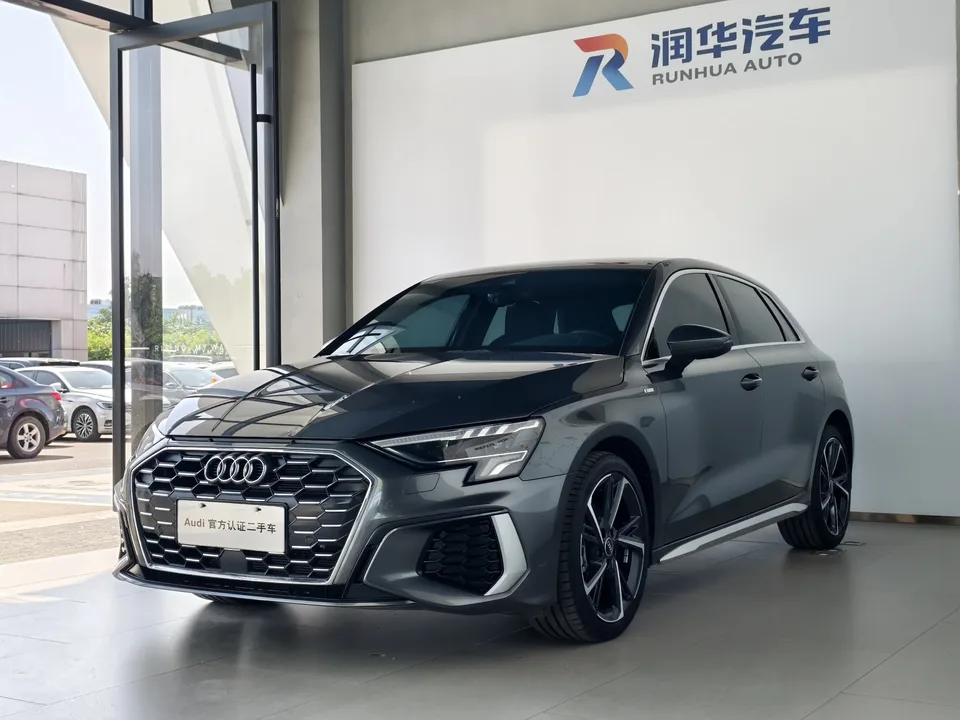 Audi A3 Audi A3 2023 Sportback 35 TFSI facelift: stylish and sporty 2024 — photo 1, buy with delivery to Moscow