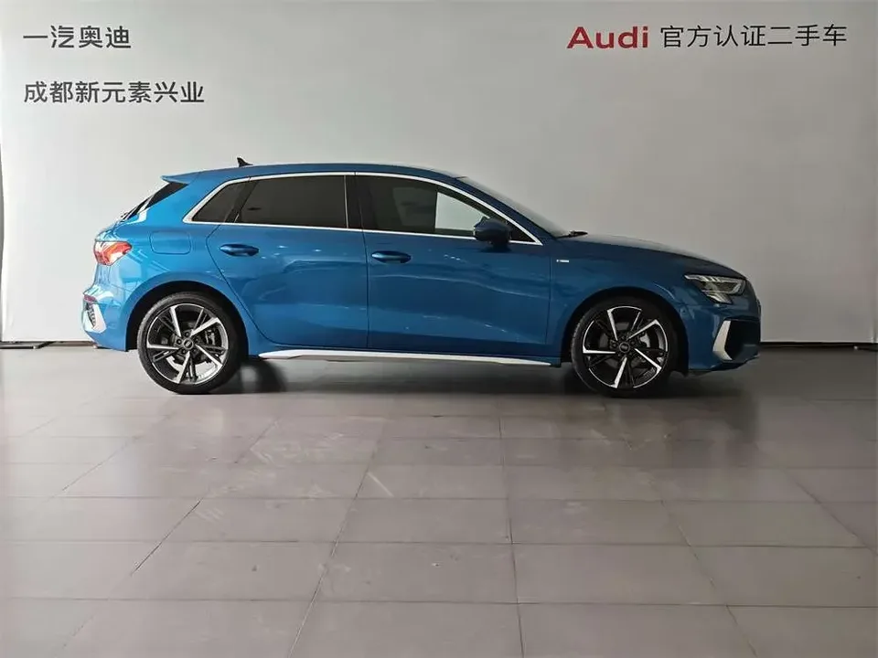 Audi A3 Audi A3 2022 Sportback 35 TFSI Stylish and sporty 2022 — thumbnail 2