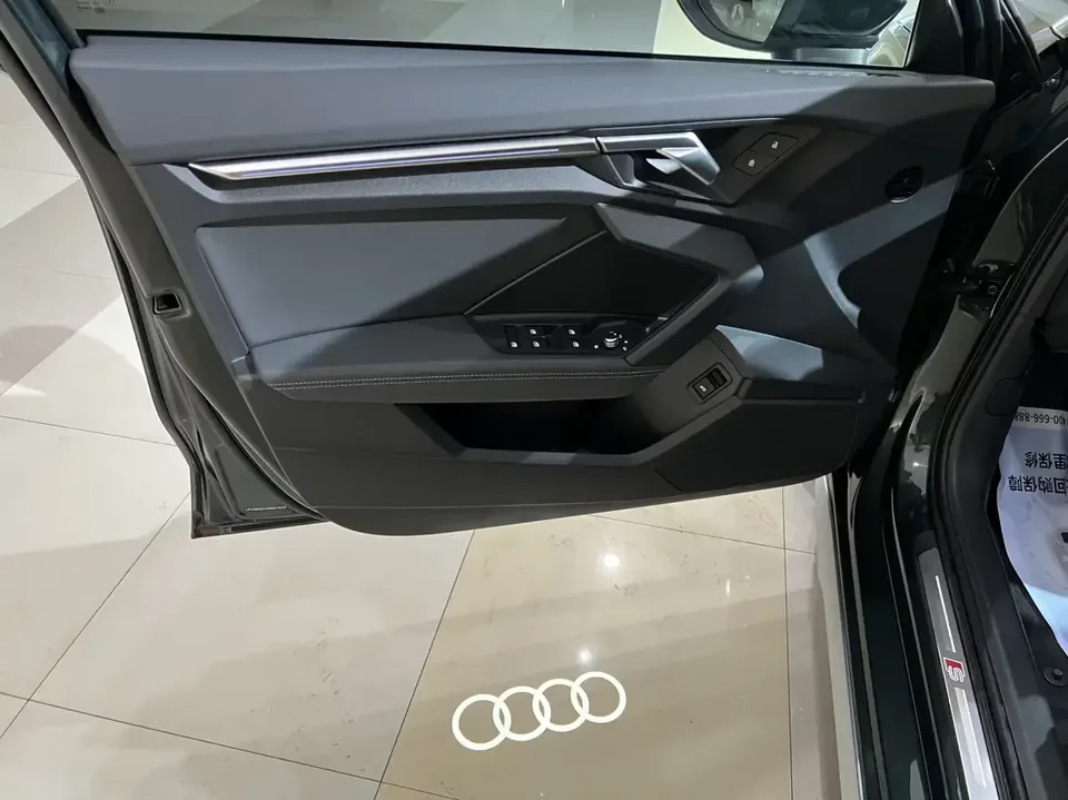 Audi A3 Audi A3 2024 Sportback 35 TFSI Stylish and sporty 2024 — thumbnail 4