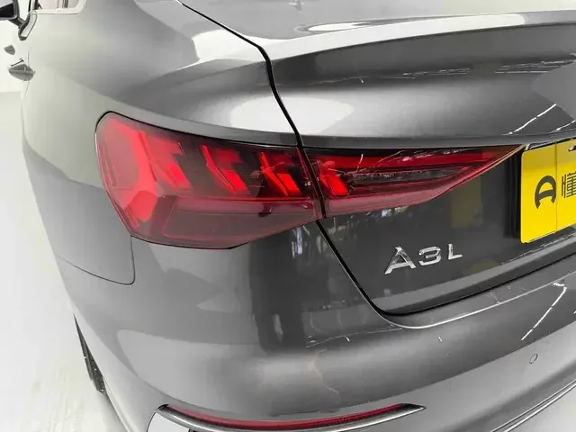 Audi A3 Audi A3 2023 A3L Limousine 35 TFSI facelift: stylish and sporty 2023 — thumbnail 4