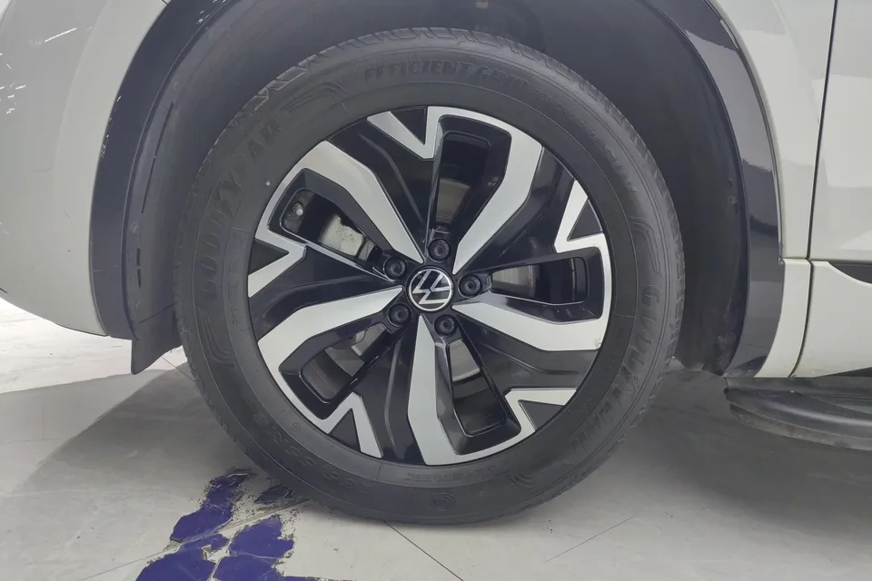 Volkswagen Tayron GTE Tanyue GTE 2023 280TSI Luxury Plus Advanced Edition 2023 — миниатюра 3