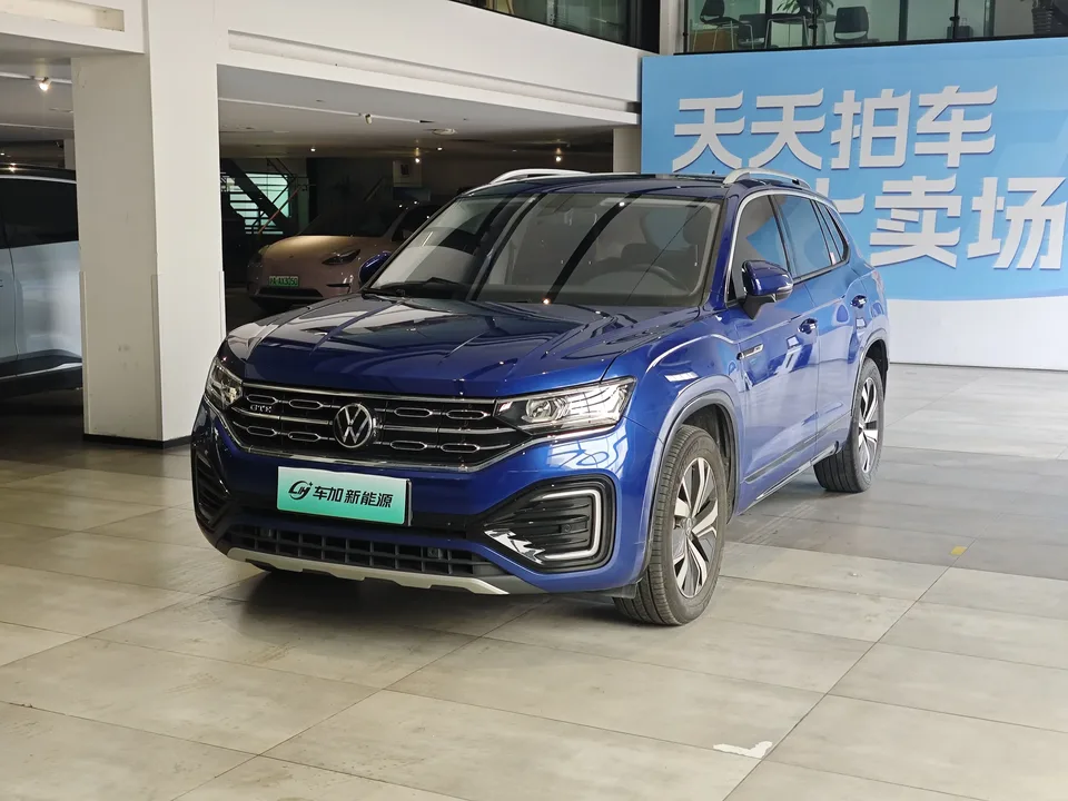 Volkswagen Tayron GTE Tanyue GTE 2020 Luxury 2022 — photo 1, buy with delivery to Moscow