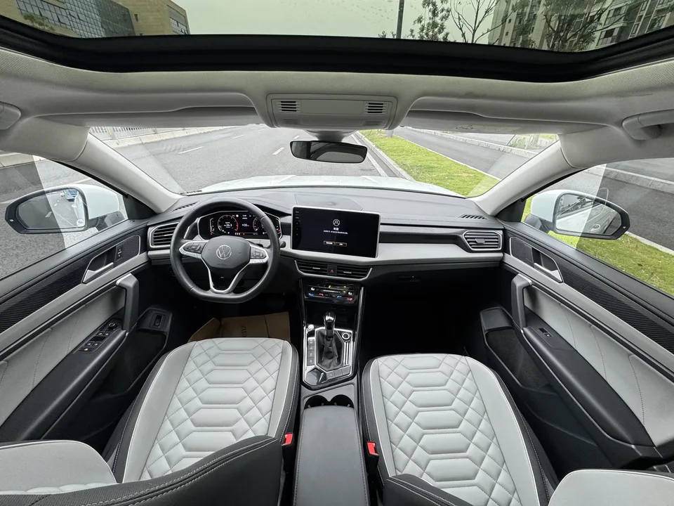 Volkswagen Tayron Tanyue 2024 300TSI 2WD Luxury Plus Advanced Edition 2024 — thumbnail 4