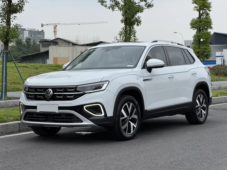 Volkswagen Tayron Tanyue 2024 300TSI 2WD Luxury Plus Advanced Edition 2024 — photo 1, buy with delivery to Moscow