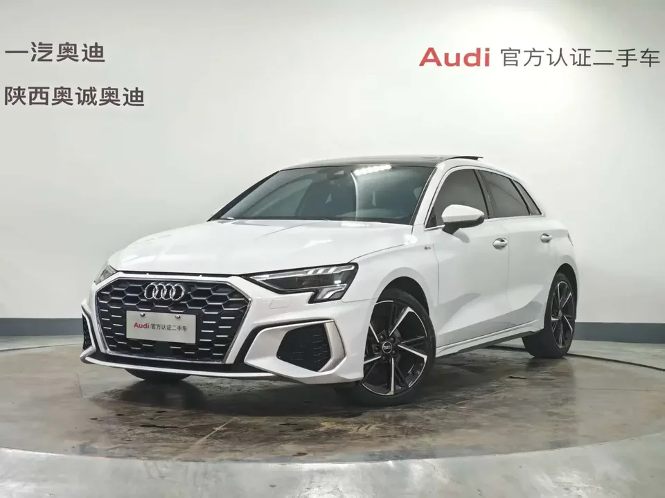 Audi A3 Audi A3 2023 Sportback 35 TFSI Stylish and sporty 2023 — photo 1, buy with delivery to Moscow