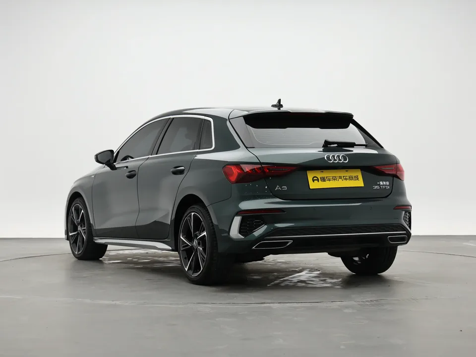 Audi A3 Audi A3 2022 Sportback 35 TFSI Stylish and sporty 2022 — thumbnail 2