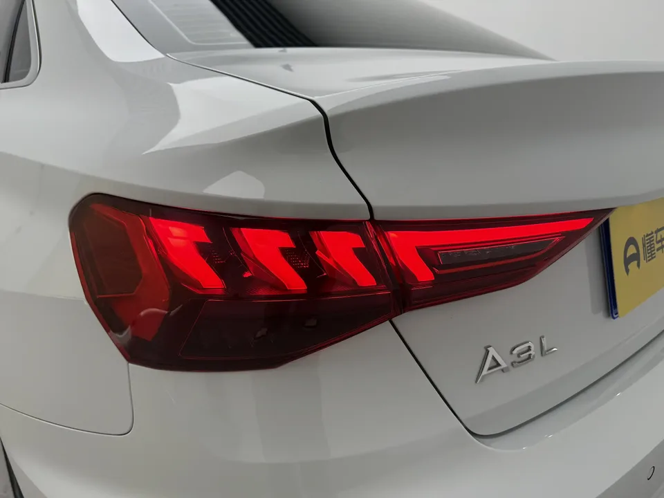 Audi A3 Audi A3 2024 A3L Limousine 35 TFSI Stylish Sports 2024 — thumbnail 4