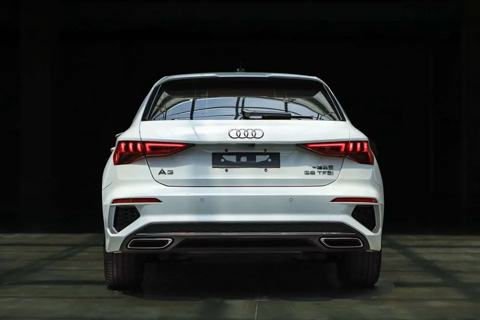 Audi A3 Audi A3 2022 Sportback 35 TFSI Stylish and sporty 2023 — thumbnail 2