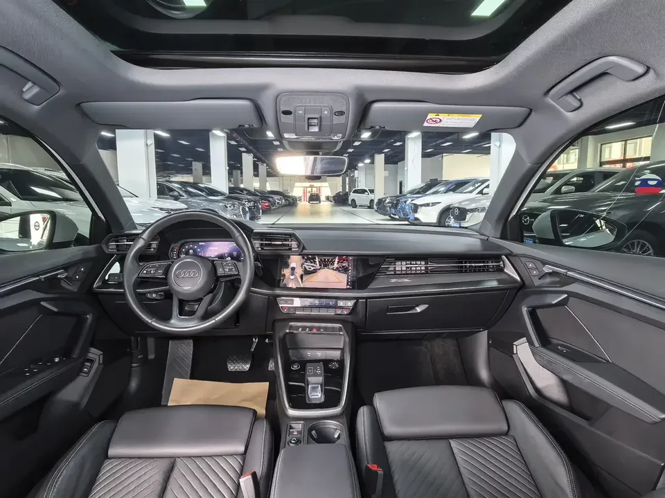 Audi A3 Audi A3 2022 Sportback 35 TFSI Stylish and sporty 2022 — thumbnail 5