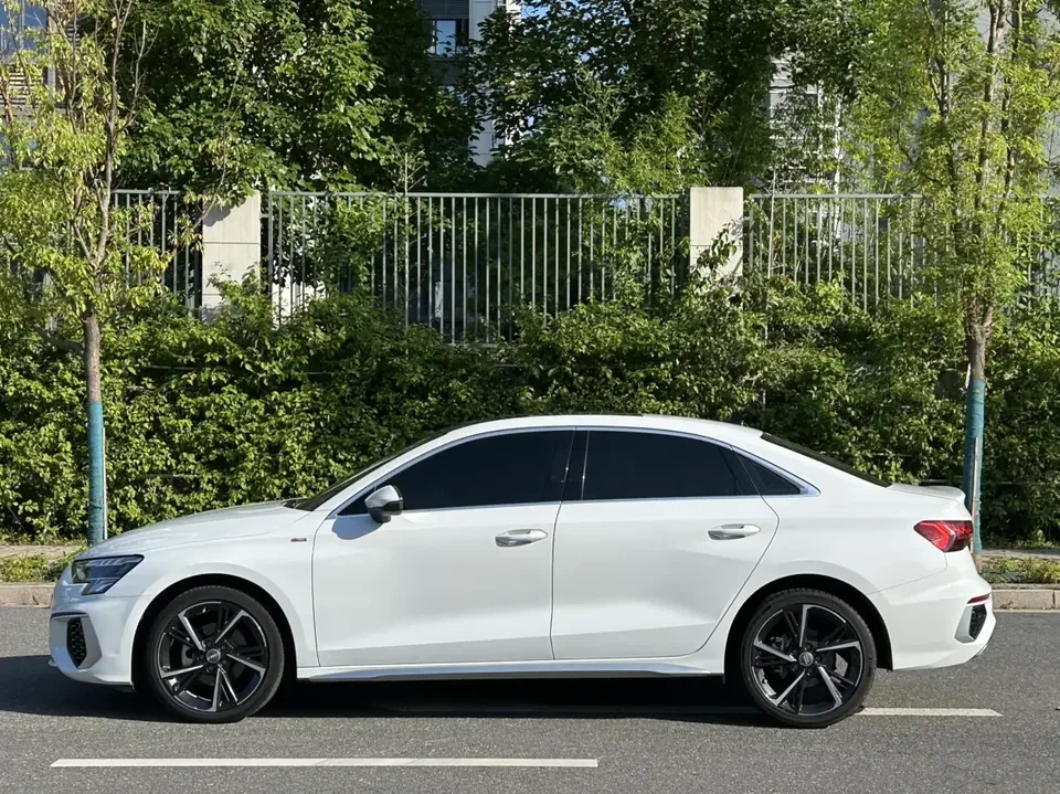 Audi A3 Audi A3 2021 A3L Limousine 35 TFSI Stylish Sports 2022 — thumbnail 4