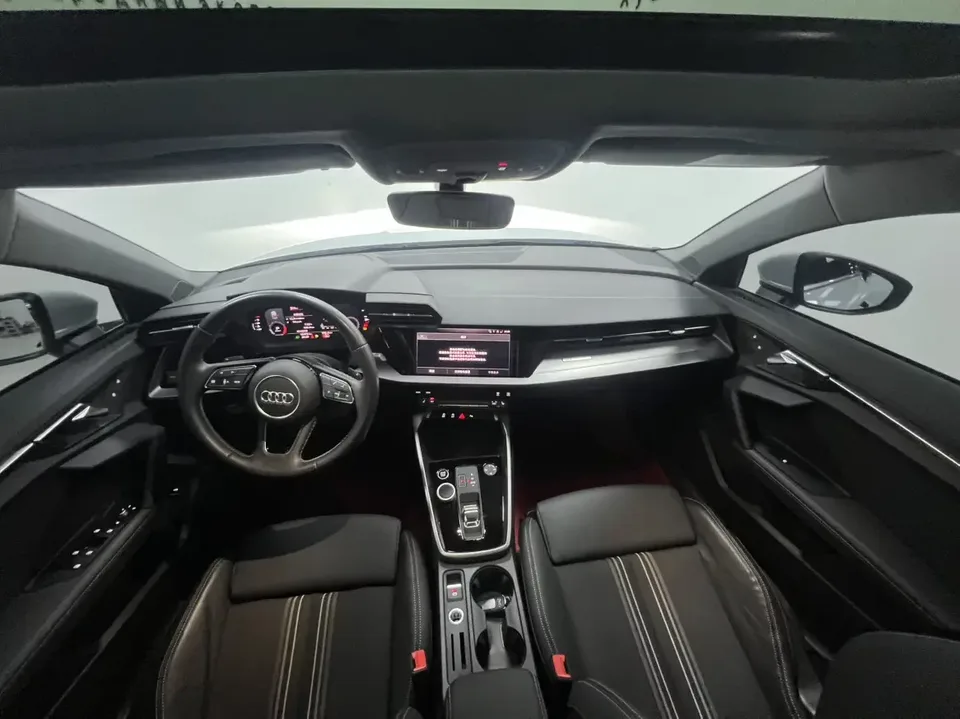 Audi A3 Audi A3 2023 A3L Limousine 35 TFSI Stylish Sports 2023 — миниатюра 5