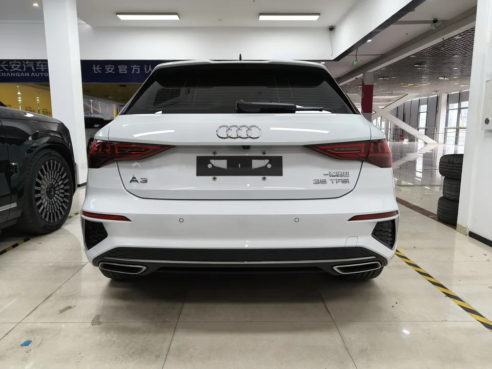 Audi A3 Audi A3 2022 Sportback 35 TFSI Stylish and sporty 2023 — thumbnail 2