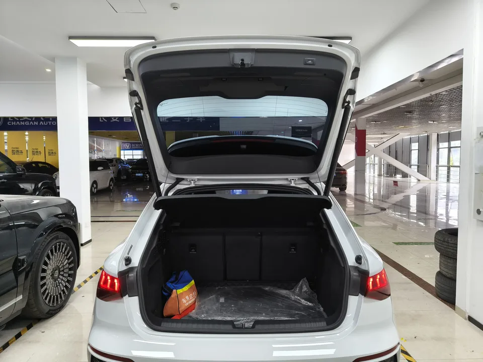 Audi A3 Audi A3 2022 Sportback 35 TFSI Stylish and sporty 2023 — thumbnail 5
