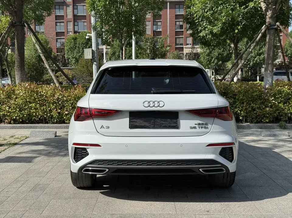Audi A3 Audi A3 2022 Sportback 35 TFSI Stylish and sporty 2022 — thumbnail 2