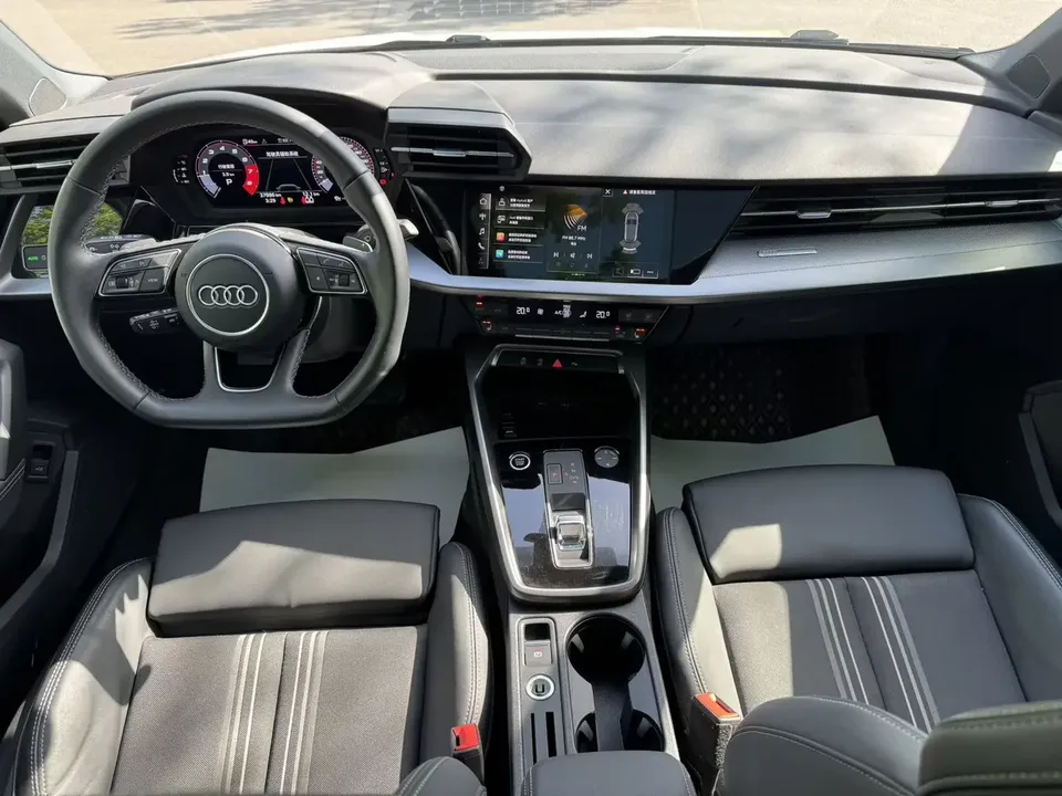 Audi A3 Audi A3 2022 Sportback 35 TFSI Stylish and sporty 2022 — thumbnail 5