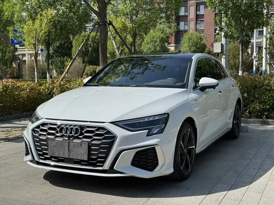 Audi A3 Audi A3 2022 Sportback 35 TFSI Stylish and sporty 2022 — photo 1, buy with delivery to Moscow