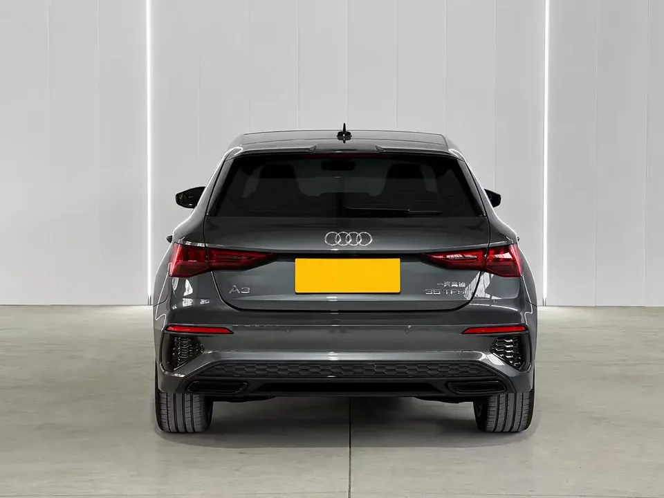 Audi A3 Audi A3 2022 Sportback 35 TFSI Stylish and sporty 2022 — thumbnail 2