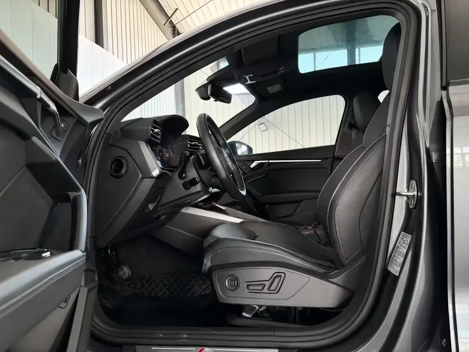 Audi A3 Audi A3 2022 Sportback 35 TFSI Stylish and sporty 2022 — thumbnail 5
