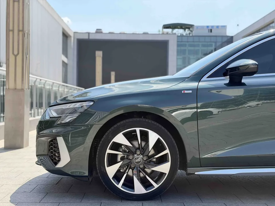 Audi A3 Audi A3 2022 A3L Limousine 35 TFSI Stylish Sports 2022 — thumbnail 3