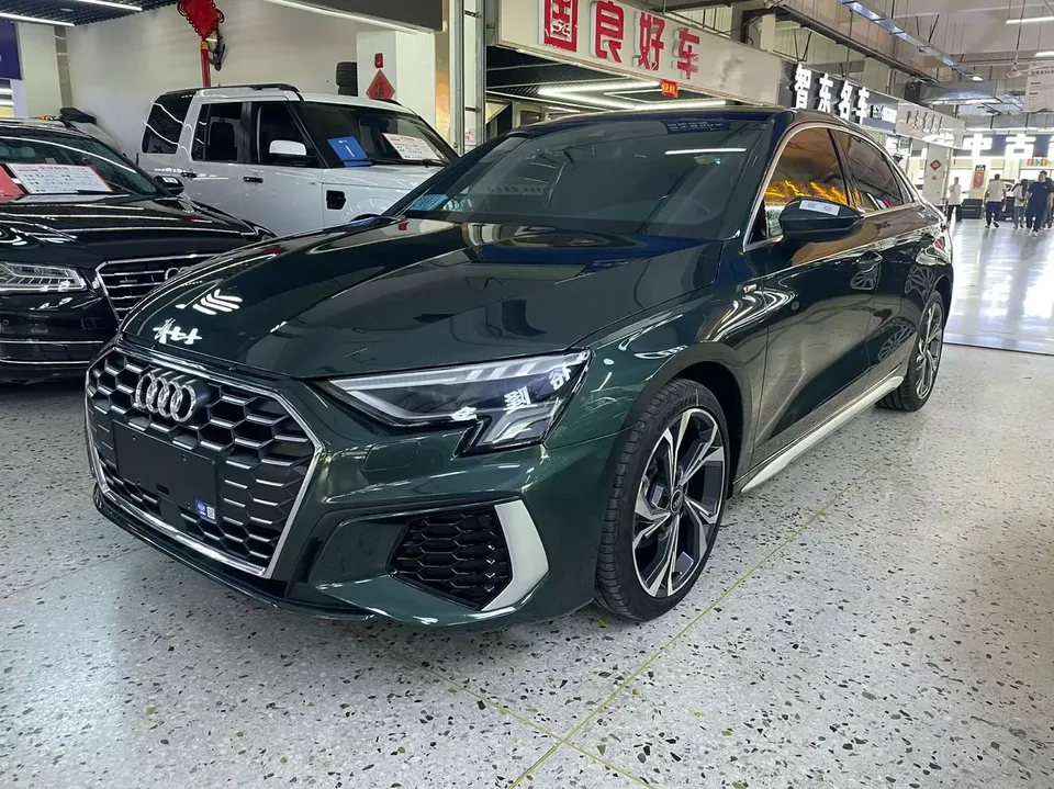 Audi A3 Audi A3 2022 A3L Limousine 35 TFSI Luxury Sports 2022 — photo 1, buy with delivery to Moscow