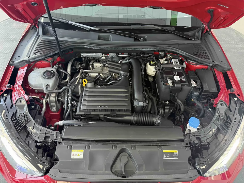 Audi A3 Audi A3 2023 Sportback 35 TFSI Stylish and sporty 2023 — thumbnail 3