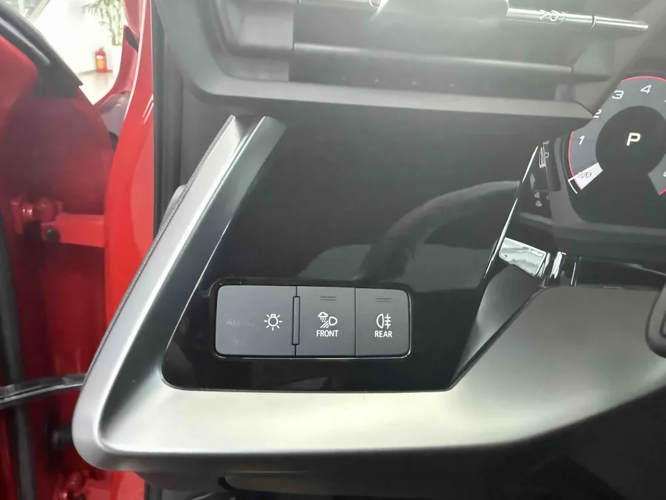 Audi A3 Audi A3 2023 Sportback 35 TFSI Stylish and sporty 2023 — thumbnail 5