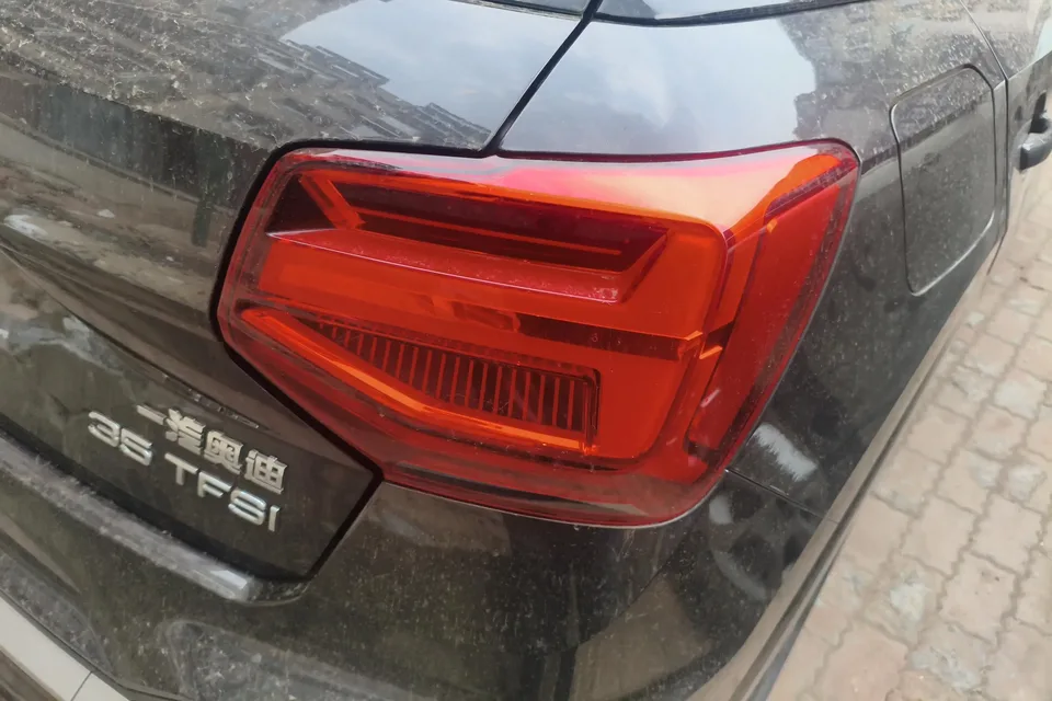 Audi Q2L Audi Q2L 2022 35 TFSI Progressive Dynamic 2022 — thumbnail 2