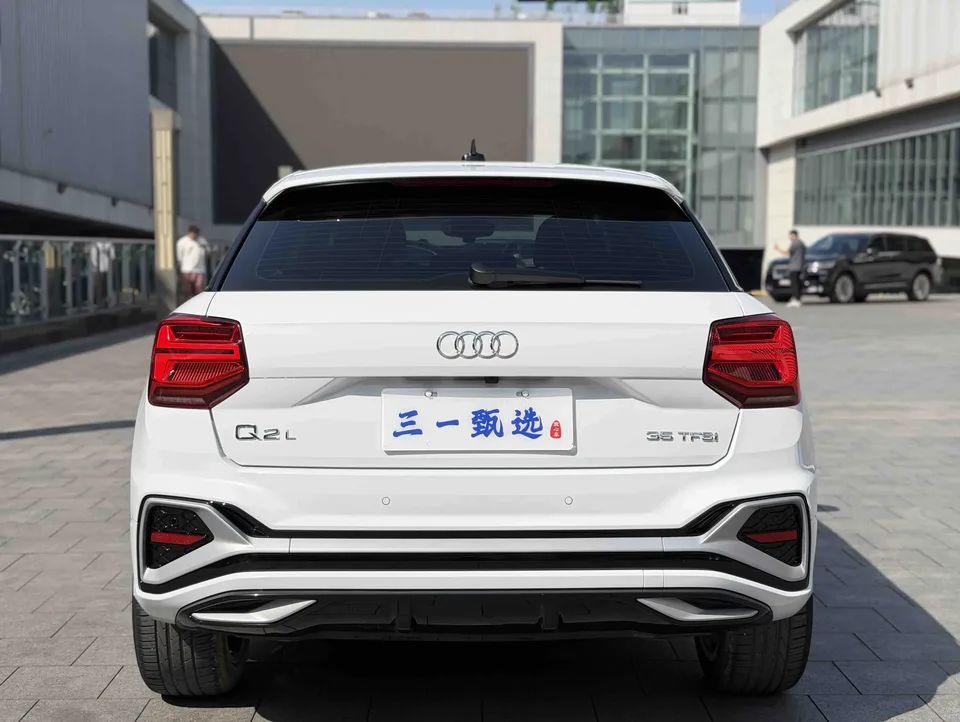 Audi Q2L Audi Q2L 2022 35 TFSI Progressive Dynamic 2023 — thumbnail 2