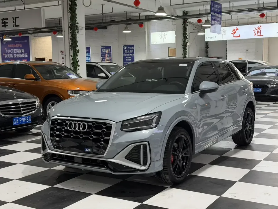 Audi Q2L Audi Q2L 2022 35 TFSI Progressive Dynamic 2022 — photo 1, buy with delivery to Moscow
