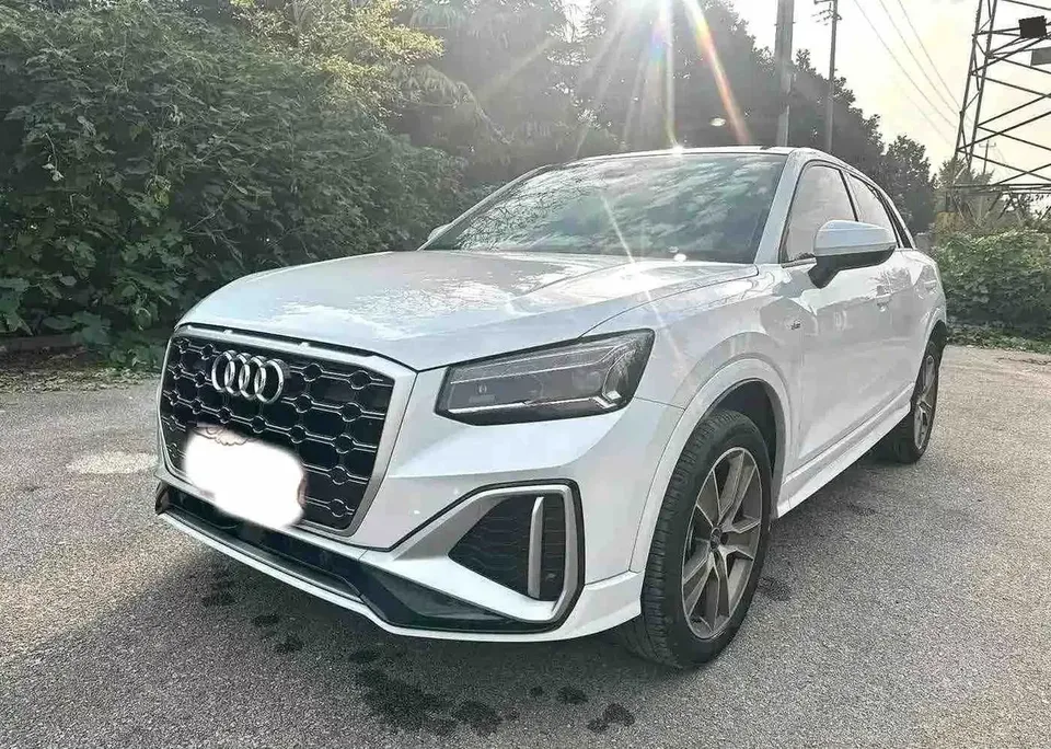 Audi Q2L Audi Q2L 2022 35 TFSI Stylish Dynamic 2022 — photo 1, buy with delivery to Moscow