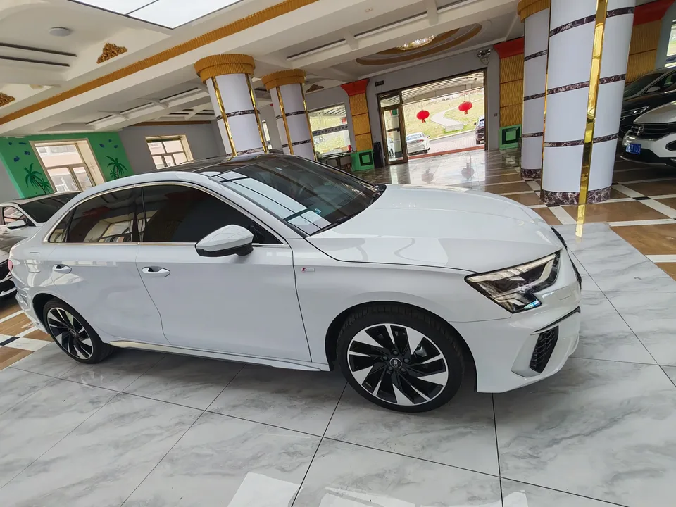 Audi A3 Audi A3 2022 A3L Limousine 35 TFSI Stylish Sports 2023 — thumbnail 3