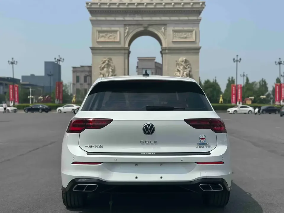 Volkswagen Golf golf 2021 280TSI DSG R-Line 2022 — thumbnail 2