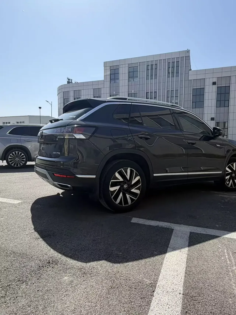 Volkswagen Tayron Tanyue 2023 280TSI 2WD Luxury Plus Advanced Edition 2023 — миниатюра 2