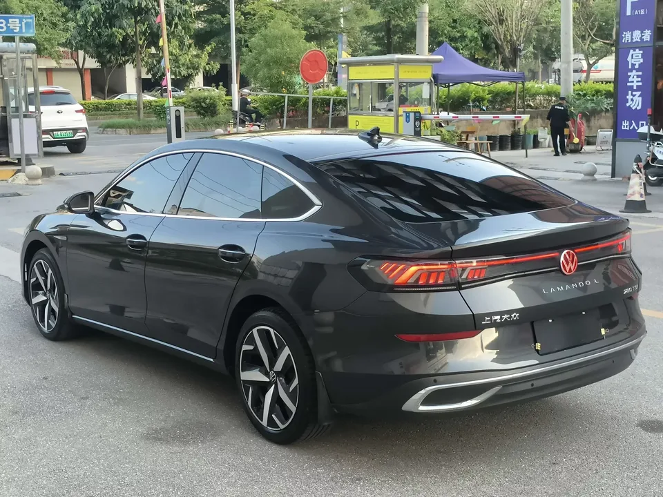 Volkswagen Lamando Lingdu 2022 Lingdu L 280TSI DSG Cool Edition 2023 — thumbnail 4