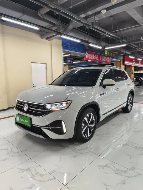 Volkswagen Tayron GTE 2023 buy in Moscow