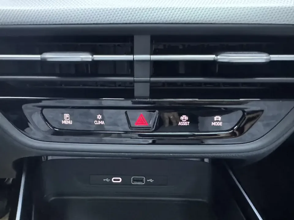 Volkswagen Lamando Lingdu 2023 Lingdu L 280TSI DSG Cool Edition 2023 — thumbnail 3