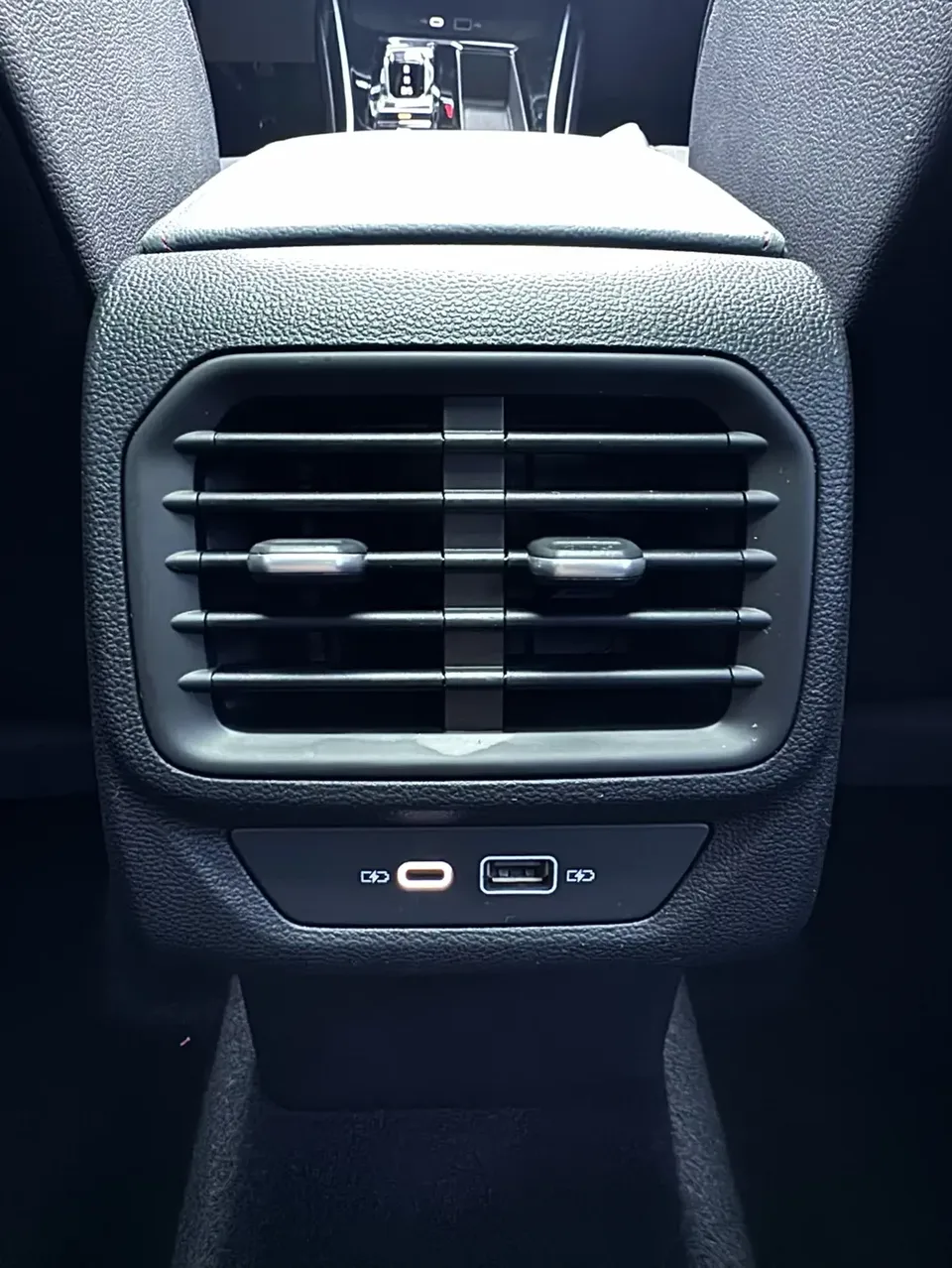 Volkswagen Lamando Lingdu 2023 Lingdu L 280TSI DSG Cool Edition 2023 — thumbnail 4