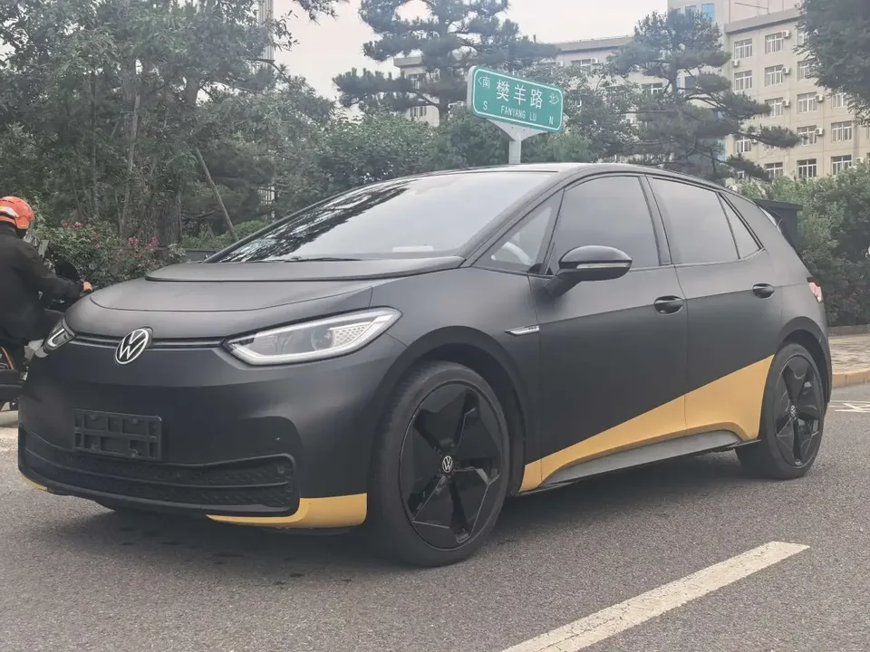 Volkswagen ID.3 Volkswagen ID.3 2022 Extreme Edition 2022 — photo 1, buy with delivery to Moscow