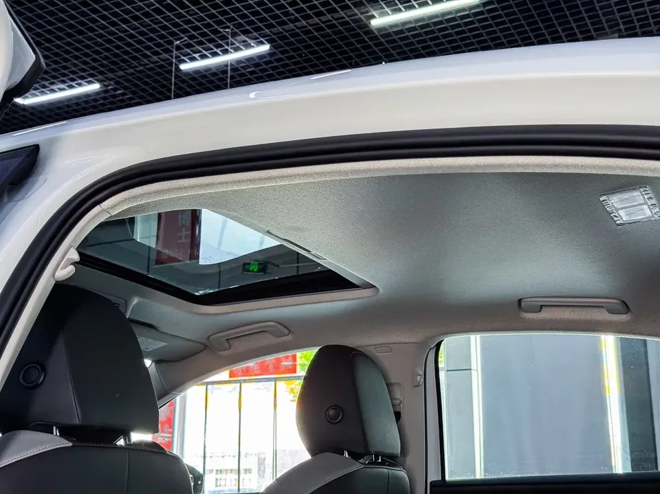 Volkswagen Sagitar Sagitar 2026 S 1.5L Automatic Elite Edition 2026 — thumbnail 4
