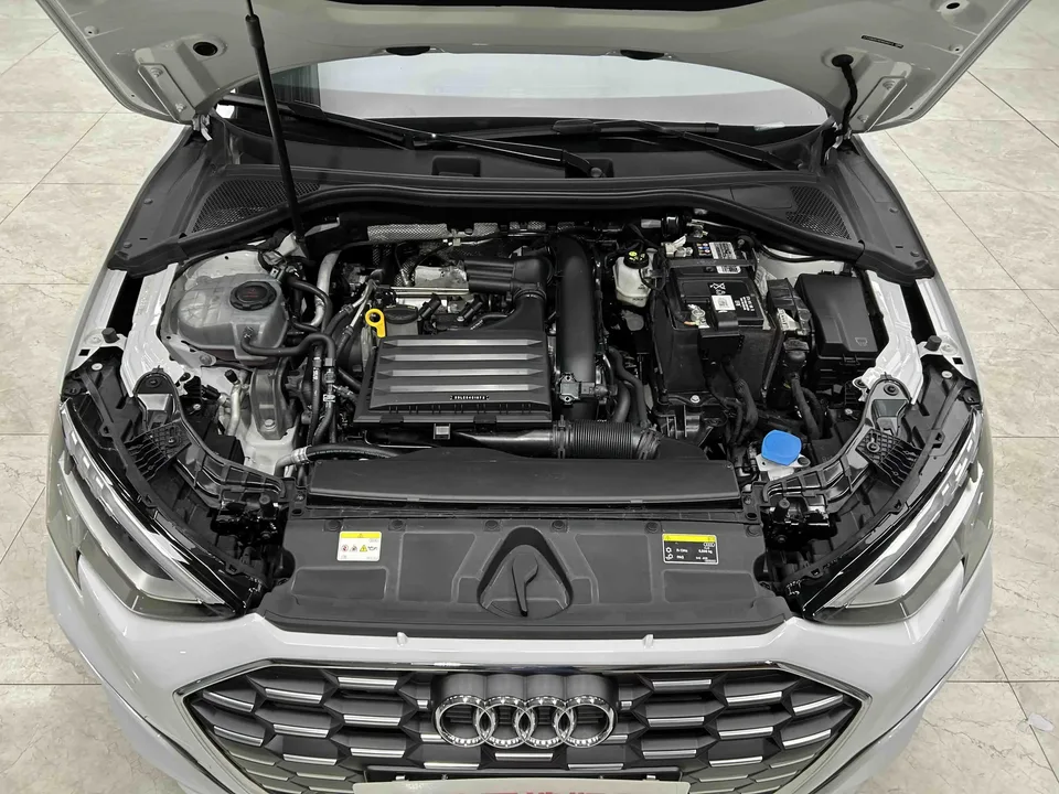 Audi A3 Audi A3 2024 Sportback 35 TFSI Stylish and sporty 2023 — thumbnail 2