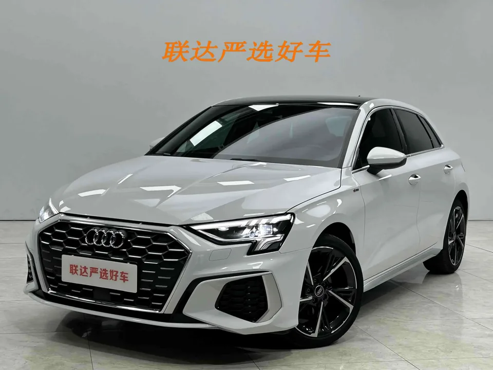 Audi A3 Audi A3 2024 Sportback 35 TFSI Stylish and sporty 2023 — photo 1, buy with delivery to Moscow