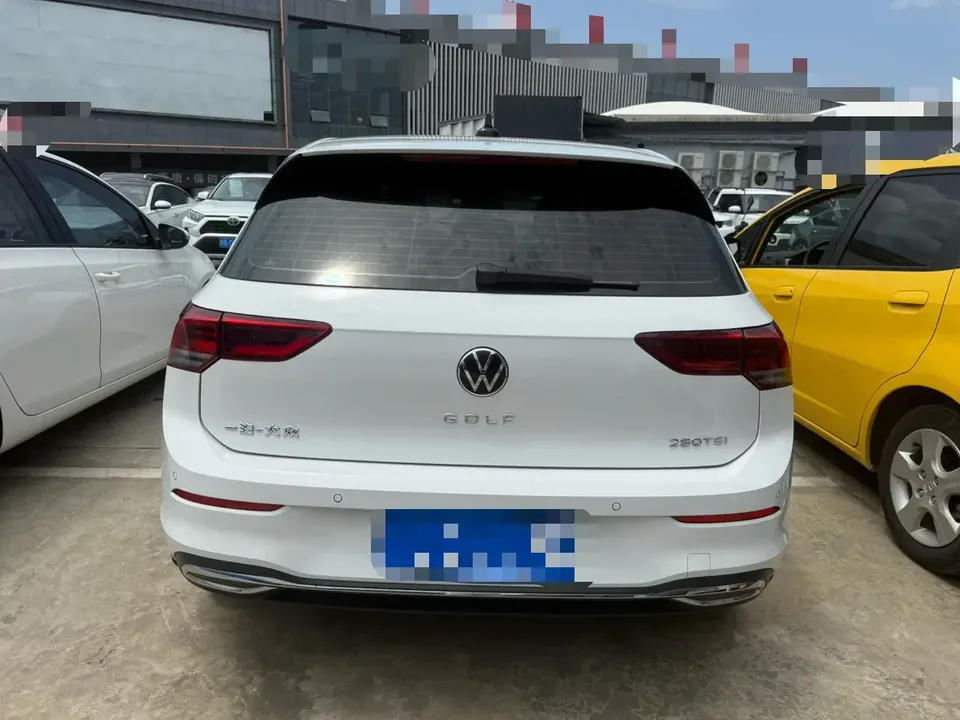 Volkswagen Golf golf 2023 280TSI DSG Pro facelift 2023 — thumbnail 2