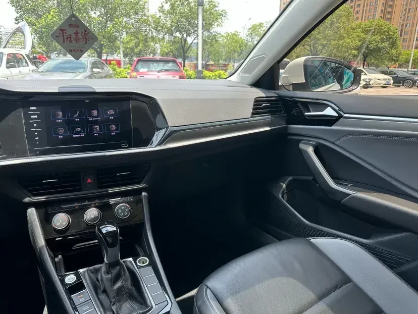 Volkswagen Sagitar Sagitar 2022 280TSI DSG Beyond Edition 2022 — thumbnail 4