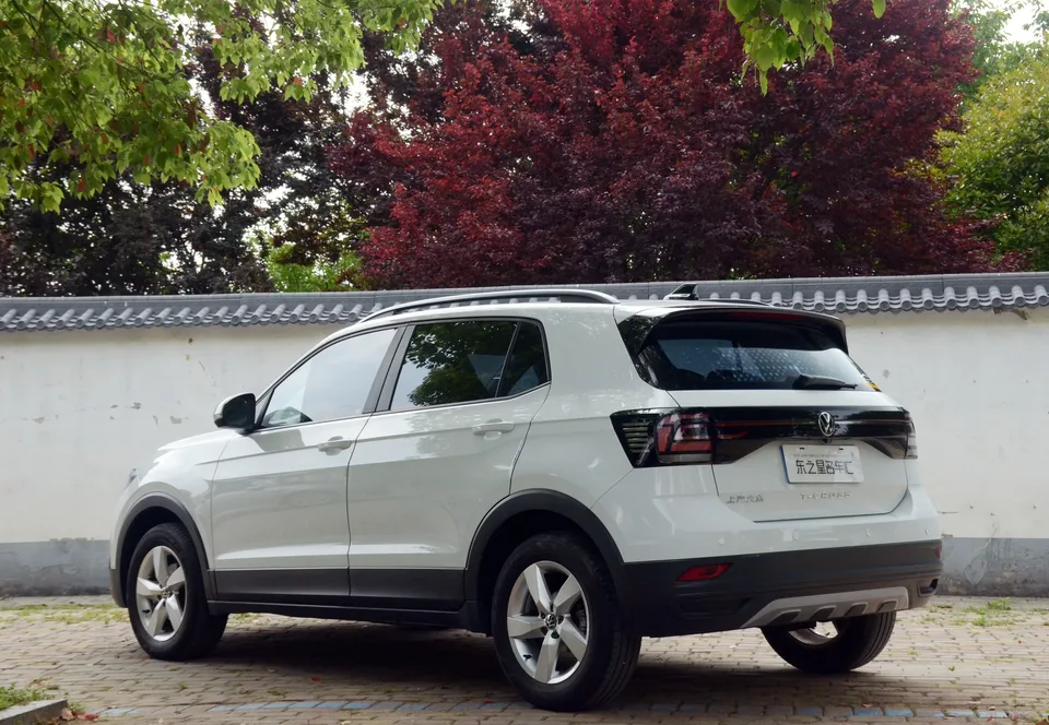 Volkswagen Tu Kai Tu Kai 2023 1.5L Automatic Fashion Edition 2025 — thumbnail 2
