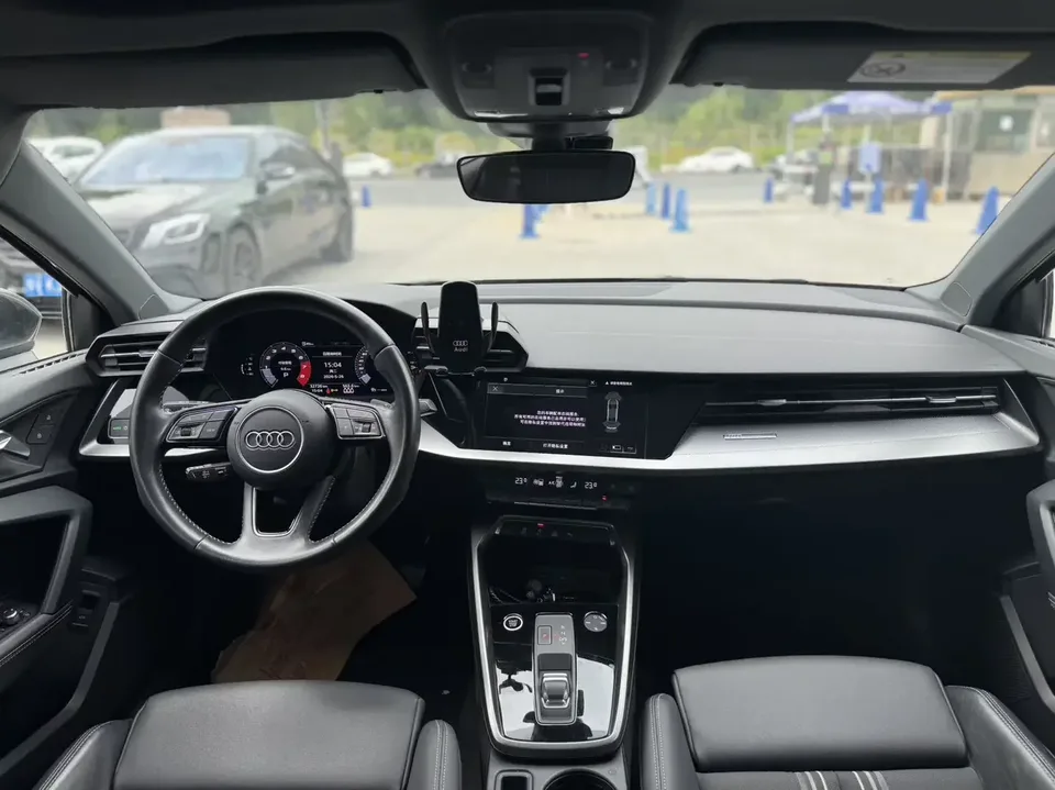 Audi A3 Audi A3 2022 A3L Limousine 35 TFSI Stylish Sports 2022 — миниатюра 5