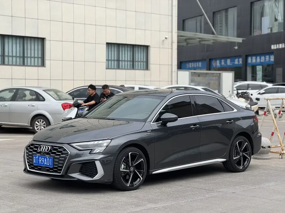 Audi A3 Audi A3 2022 A3L Limousine 35 TFSI Stylish Sports 2022 — фото 1, купить с доставкой в Москву