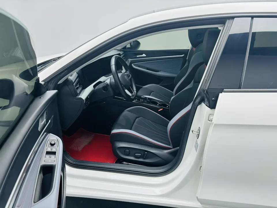 Volkswagen Lamando Lingdu 2022 Lingdu L 280TSI DSG Hot Edition 2022 — thumbnail 5