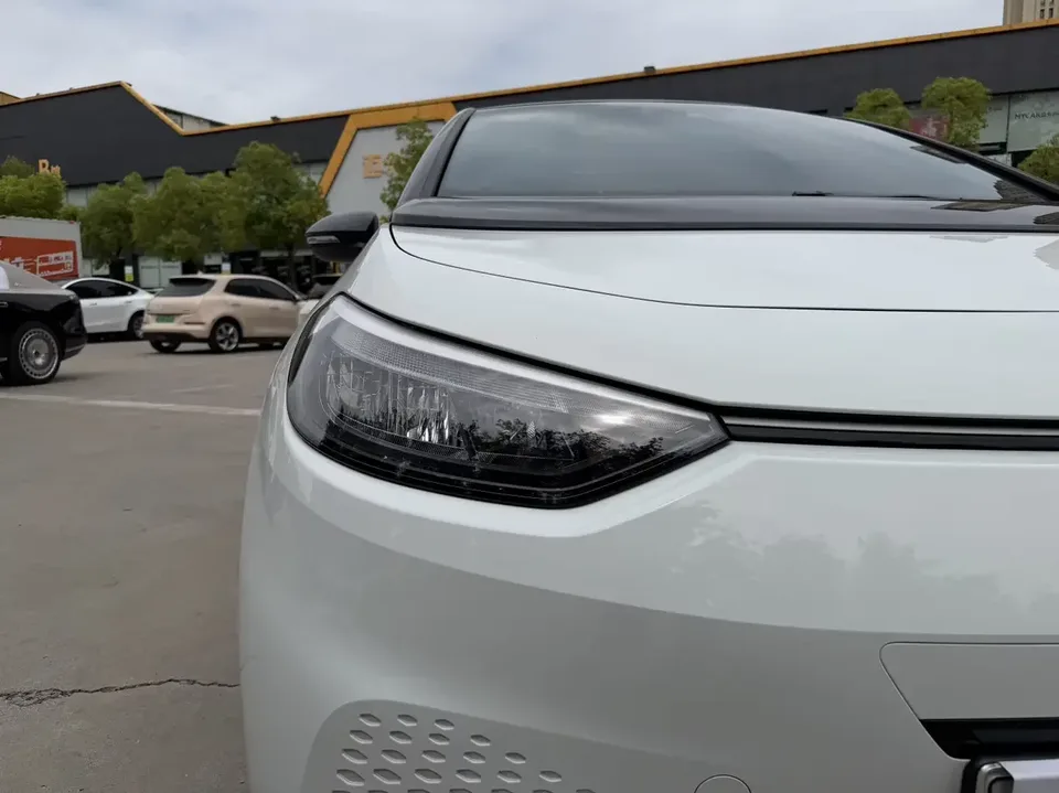 Volkswagen ID.3 Volkswagen ID.3 2024 Outstanding Edition 2024 — thumbnail 3