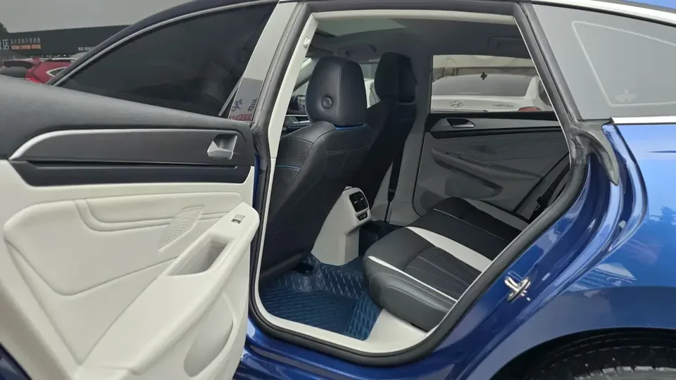 Volkswagen Lamando Lingdu 2022 Lingdu L 280TSI DSG Cool Edition 2022 — thumbnail 3