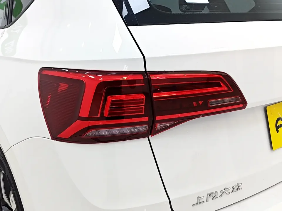 Volkswagen Tharu tuyue 2022 280TSI 2WD Comfort Edition 2022 — thumbnail 4